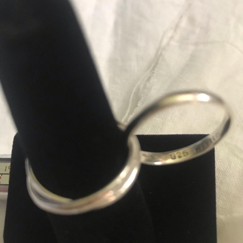 Three Intertwined Rolling Silver Rings - image 4